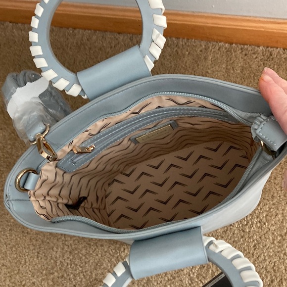 Moda Luxe Gray and White Tote with Nautical Handle NIP - Picture 7 of 15